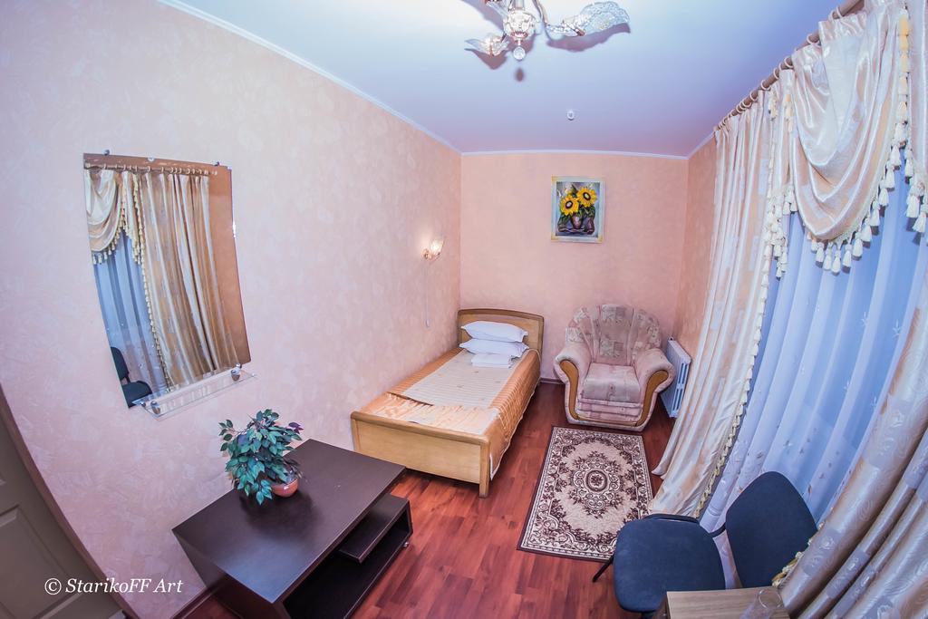 Hotel Almaz Poltawa Zimmer foto