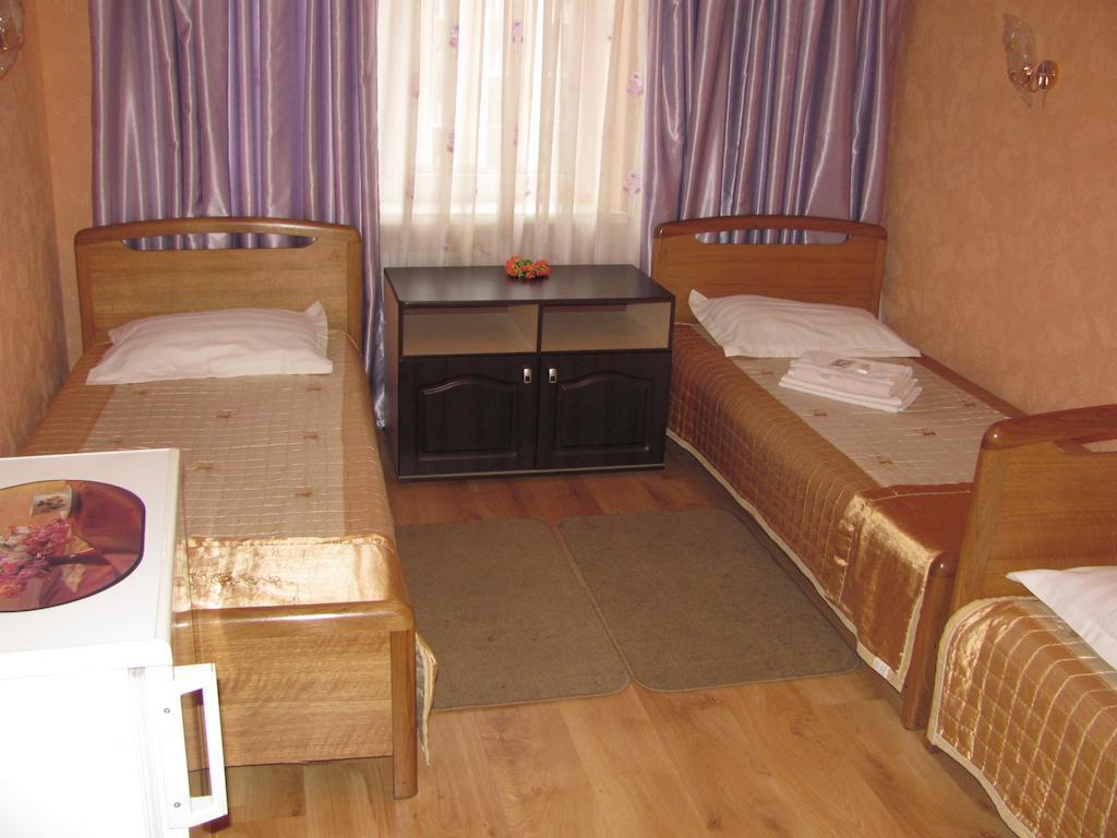 Hotel Almaz Poltawa Zimmer foto